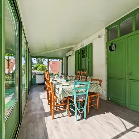 Maison Des Annees 30 - - 4 Personnes *