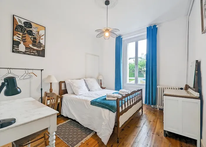 Maison Des Années 30 - - 4 Personnes Vic-sur-Cère